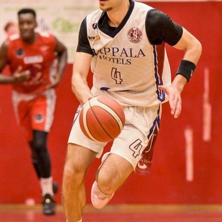 TARROS BASKET Alberto Puccioni in bianconero: talento, esperienza e un micidiale tiro da 3 punti