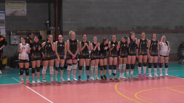 Pallavolo - La Rainbow Spezia strappa un punto al Cogovalle