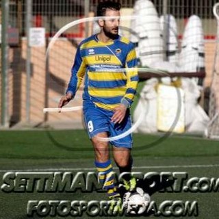 LITTLE CLUB JAMES Primo colpo di mercato