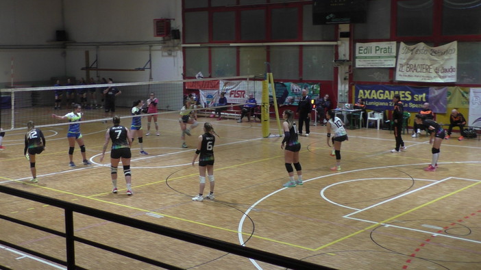 Pallavolo - La Rainbow Sp aggancia la testa della classifica