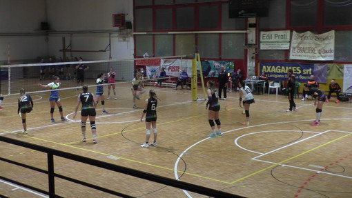 Pallavolo - La Rainbow Sp aggancia la testa della classifica