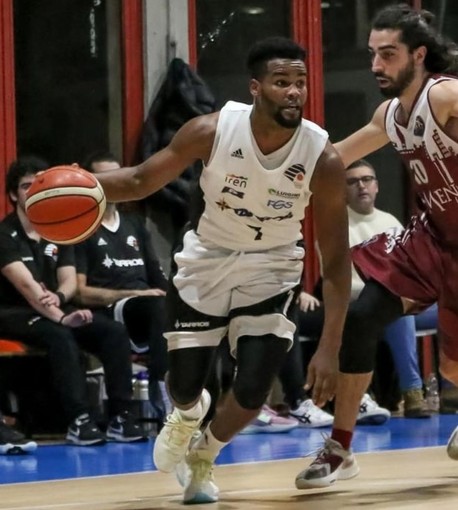 BASKET / PRIMO COLPO DI MERCATO PER LO SPEZIA TARROS