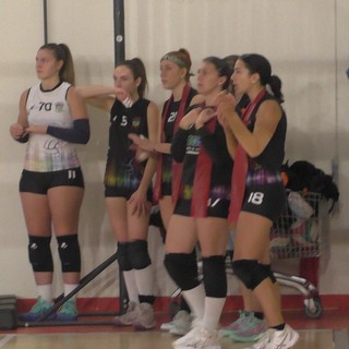 Pallavolo - La Rainbow Spezia comincia a Lavagna
