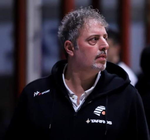 BASKET La Tarros guarda avanti e blinda coach icci: sua la panchina anche la prossima stagione