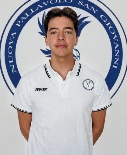 NUOVA PALLAVOLO SAN GIOVANNI Nelle mani di Samuel Rossini… affidata al giovane palleggiatore migliarinese la regia della Serie C NUOVA PALLAVOLO SAN GIOVANNI Nelle mani di Samuel Rossini… affidata al giovane palleggiatore migliarinese la regia della Serie C