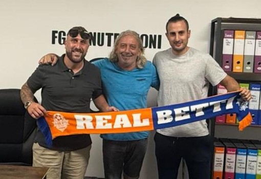 REAL BETTI Colpaccio per l'attacco