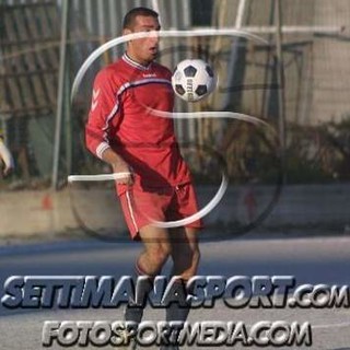 Mimmo nel 2003 con la maglia del Sestri Levante