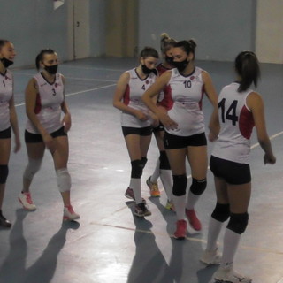 Pallavolo - Chiusura della prima fase al cardiopalma per il Podenzana Volley