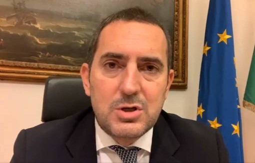 IL MINISTRO SPADAFORA RASSICURA I LAVORATORI DELLO SPORT &quot;Indennità automatica per tutti coloro che l'hanno già ricevuta a marzo, aprile, maggio e giugno&quot;