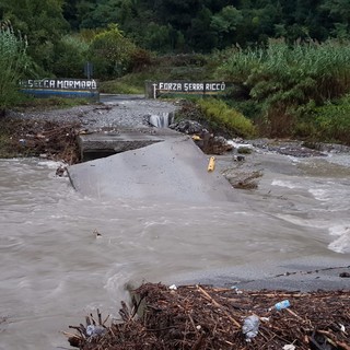 ALLERTA METEO Crollato il ponte di Serra Riccò