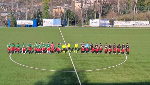 Al &quot;Morgavi&quot; di Sampierdarenese Alta schierate prima del via Sampierdarenese e Sestrese, derby genovese di oggi