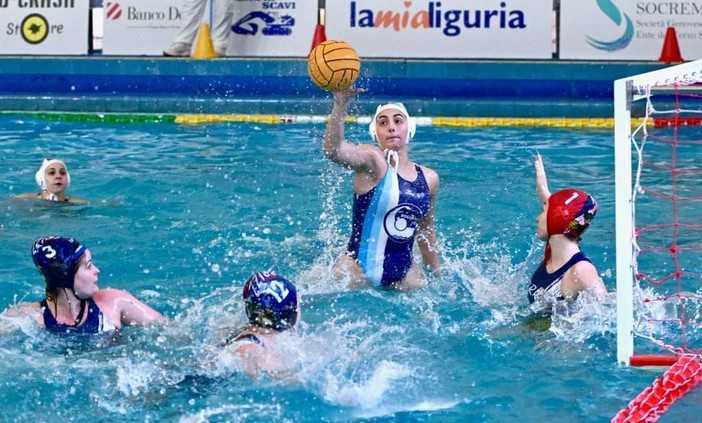 PALLANUOTO Bogliasco 1951: Vittoria Santoro torna a vestire il biancazzurro PALLANUOTO Bogliasco 1951: Vittoria Santoro torna a vestire il biancazzurro