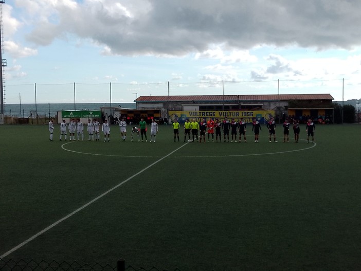 Sestrese e Pontelungo in campo per il fischio d'avvio: è la partita clou della 23^ giornata di campionato, in palio un posto nei play off