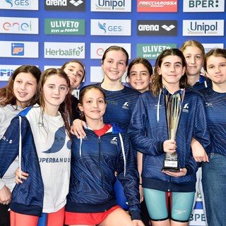 Superba Nuoto torna dai Criteria con 11 medaglie e il secondo posto nella categoria Ragazze