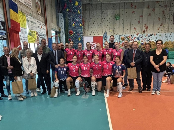 VOLLEY A Carcare il 16° torneo internazionale pallavolo femminile SEMPRE CON NOI assegna alla slovena Radol’ca il trofeo VITRUM&amp;GLASS