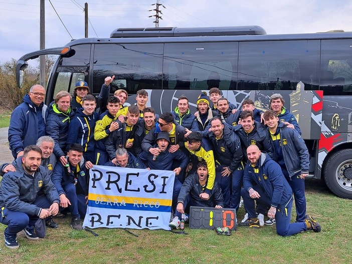 SERRA RICCO' IN FESTA dopo la decima vittoria consecutiva