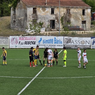 Al "Negrotto", in val Secca, si affrontano Serra Riccò e Little Club James