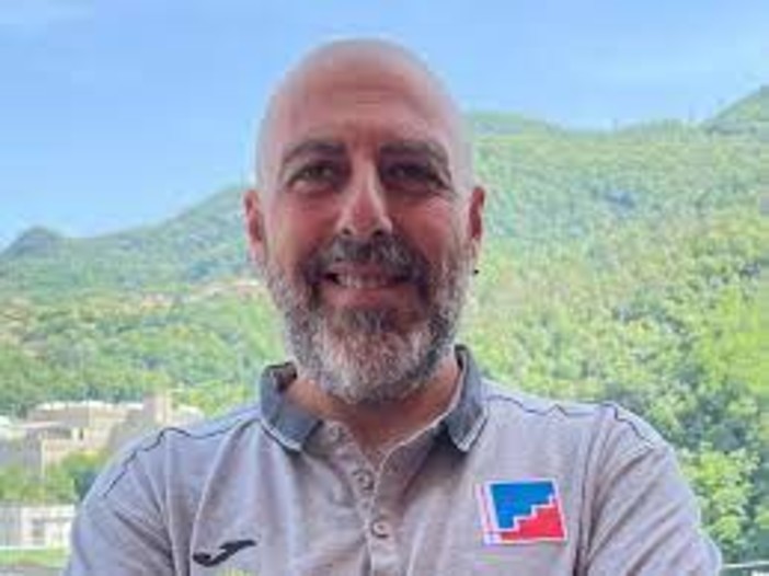 ENZO TEODOSIO "Gli amici nel calcio? Non esistono..." ENZO TEODOSIO "Gli amici nel calcio? Non esistono..."