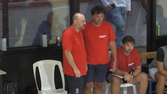 Basket - Landini Lerici battuta a fil di serena Basket - Landini Lerici battuta a fil di serena