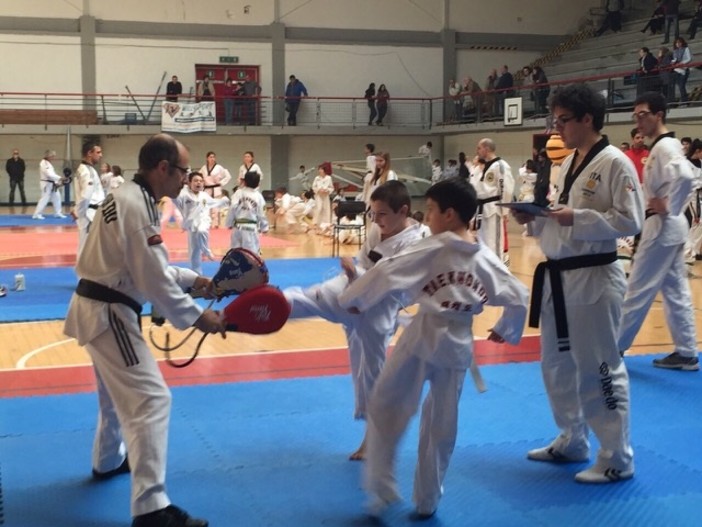 La Scuola Taekwondo Genova conquista la 21a Columbus Cup