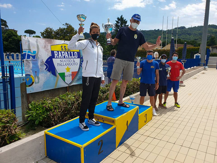 La Nuotatori Genovesi vince a Rapallo. Record Italiano per la Master Givanni