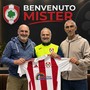 Valente, nuovo mister del Moconesi, coi dirigenti Ansaldo e Zappia Valente, nuovo mister del Moconesi, coi dirigenti Ansaldo e Zappia