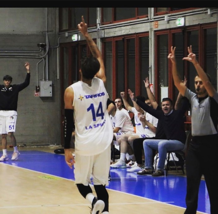 BASKET/ RINNOVA ANCHE VIGNALI, IL ROSTER DELLA TARROS E' COMPLETO