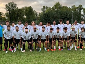 La rosa del Vezzano del tecnico Giacomo Neri: primi in classifica dopo tre giornate di campionato