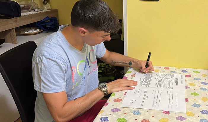 MARASSESE C'è la firma di Luca Vincenzi MARASSESE C'è la firma di Luca Vincenzi