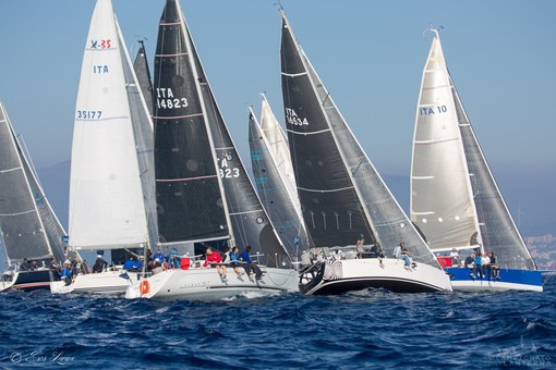 VELA 13° Campionato della Lanterna: vincono Padawan, Dea Gitana, JBes e Auffa