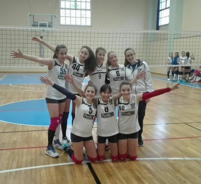 Pallavolo Vallestura: l'Under 13 comincia alla grande Pallavolo Vallestura: l'Under 13 comincia alla grande