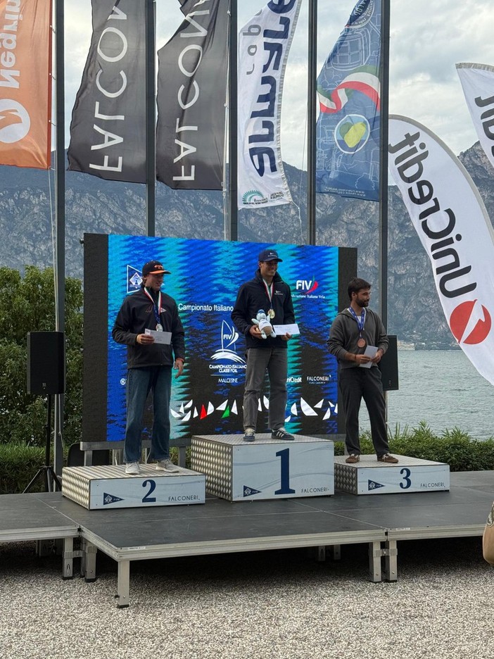 Mondiale giovanile Switch: bene il Waterfront Sailing Club Genova Mondiale giovanile Switch: bene il Waterfront Sailing Club Genova