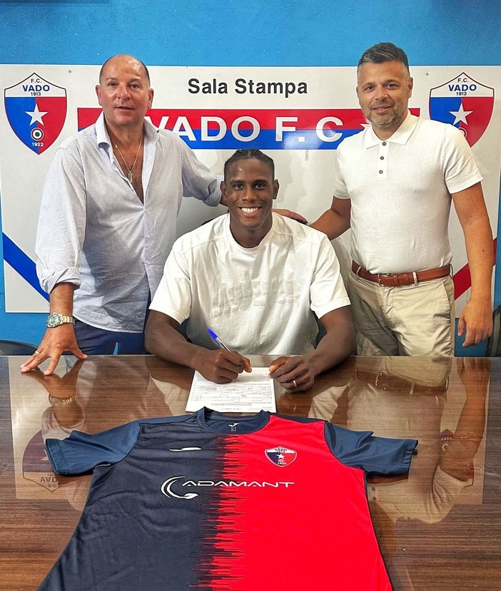 VADO Ufficiale Enock Barwuah