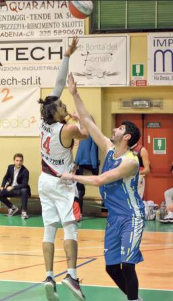 Basket - Andrea Vignali corona la campagna di rafforzamento della Tarros Spezia