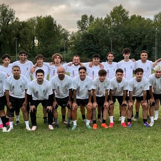 La rosa del Vezzano del tecnico Giacomo Neri: primi in classifica dopo tre giornate di campionato