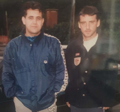 Mimmo Zappia con Roberto Mancini in una foto che risale al 1994, poco prima di Sampdoria-Arsenal